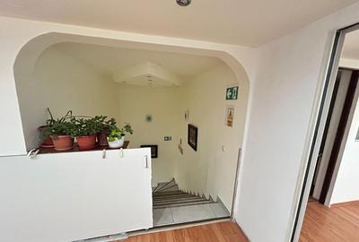 Casă cu 7 camere cu Teren 285 Mp în Central - 9