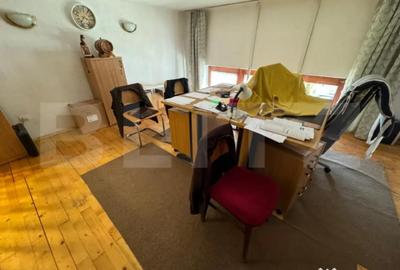 Spațiu comercial, de 57 mp, în Central - 4