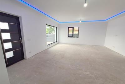 Casa noua P+M ,in Hemeius, aproape de Primarie, 413 mp  teren - 33