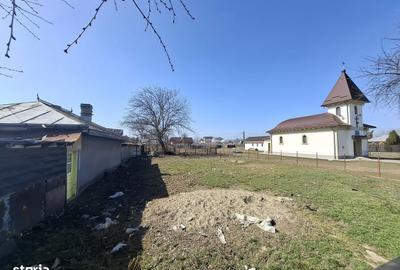 Teren de 1200 mp, în Săucești