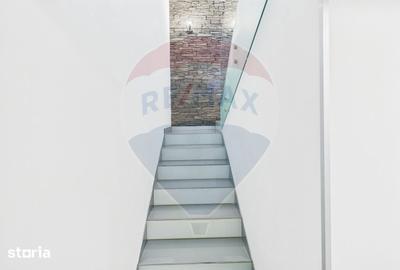 Apartament cu 5 camere în Tineretului - 9