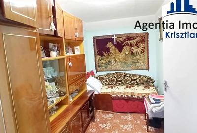 Apartament cu 2 camere de vanzare - Zona Micro 14 - 1