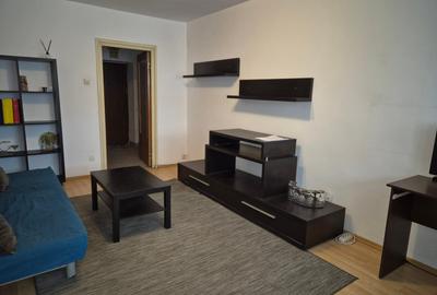 Apartament cu 3 camere decomandat în Tineretului - 2