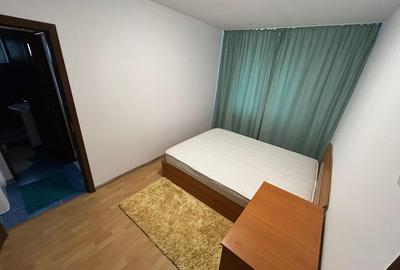 Apartament cu 3 camere semidecomandat în Central - 5