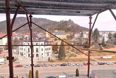 Apartament cu 3 camere semidecomandat, mobilat în Ultracentral - 18