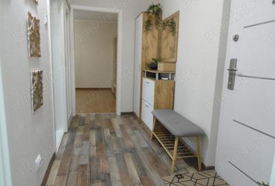 Apartament cu 2 camere decomandat în Intim - 17