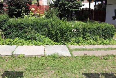 Apartament cu 4 camere decomandat în Bușteni