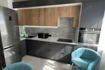 Apartament cu 2 camere decomandat în Titan