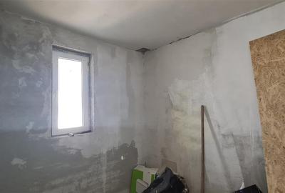 Casă individuală cu 6 camere cu Canalizare în Vladimirescu - 11