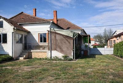 Spațiu comercial, de 351 mp, în Central - 1