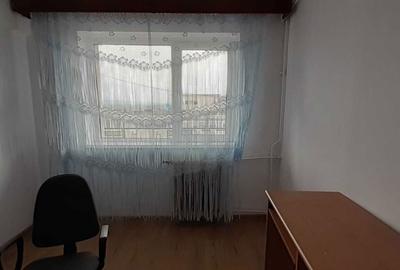 Apartament cu 3 camere decomandat în Gheorghe Doja - 6