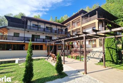 Spațiu comercial, de 2,000 mp, în Central - 13