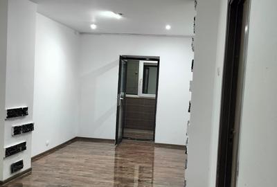 Vând apartament 55 mp-parter, cu balcon Vând apartament 55 mp-parter, cu balcon - 5