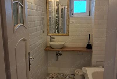 Apartament cu 4 camere decomandat în Nicolina - 6