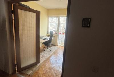 Apartament cu 3 camere semidecomandat, mobilat în Peninsula - 7