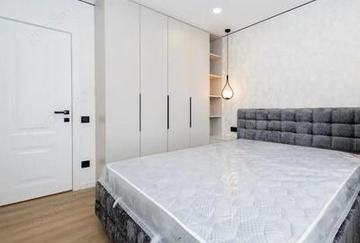 Apartament cu 2 camere decomandat în Complex Studențesc