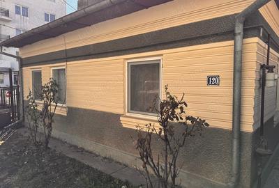 Casă cu 4 camere cu Teren 446 Mp în Central - 5