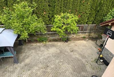 Casa cu pozitionare buna in Cristian,pretabila pentru 2 familii - 8