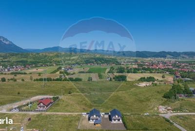 Teren de 2700 mp, în Central - 18