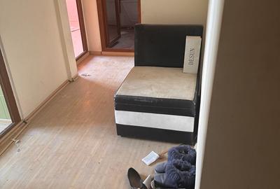 Apartament cu 2 camere decomandat în Micro 20 - 11