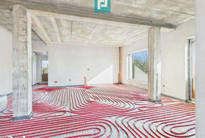 Casă cu 6 camere cu Teren 1800 Mp în Central - 19