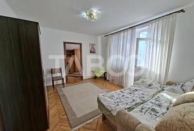 Apartament de vanzare 2 camere balcon etaj intermediar - 2