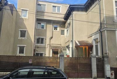 Casă cu 4 camere cu Teren 12 Mp în Parcul Carol - 7