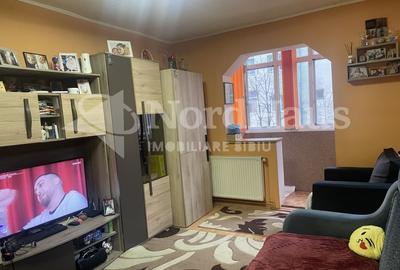 Garsonieră decomandată, mobilată în Vasile Aaron - 2