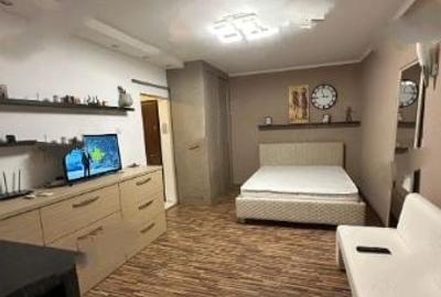 Garsonieră decomandată, mobilată în Vitan - 6