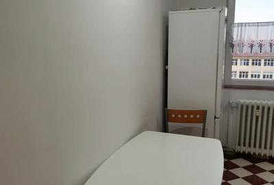 Inchiriez apartament doua camere - 4