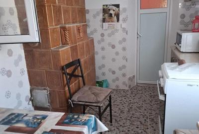 Casă cu 4 camere cu Teren 700 Mp în Vârlezi - 3