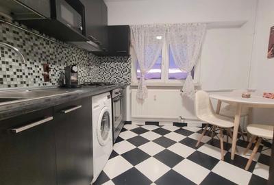 2 camere Victoriei - Piata 1 Mai - 3