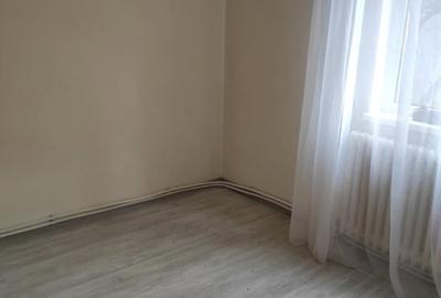 Apartament cu 3 camere în Dacia - 11