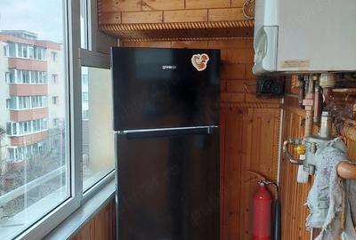 Apartament cu 3 camere decomandat în Tractorul - 5