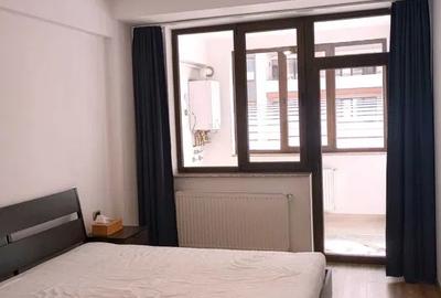Apartament cu 2 camere decomandat, mobilat în Tractorul - 8