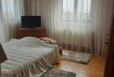 Casă cu 4 camere cu Teren 1800 Mp în Podari - 4