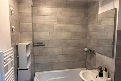 Apartament complet renovat, situat la parterul unui bloc solid - 3