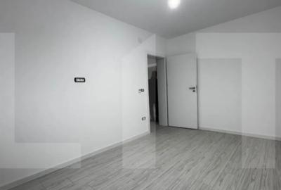 Casă cu 4 camere cu Teren 328 Mp în Peciu Nou - 4