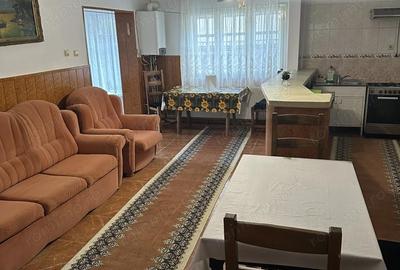 Casă cu 4 camere în Central - 5