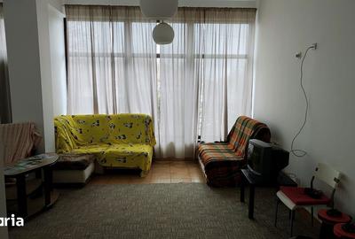 Casă cu Teren 1856 Mp în Central - 14