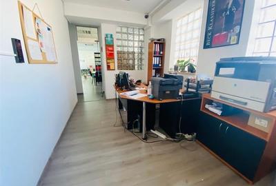 Spatii birouri - Calea Plevnei - de la 215 mp - 24