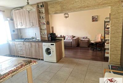 Apartament trei camere de vanzare in Alba Iulia, Cetate - 1