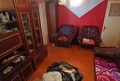 Apartament cu 3 camere semidecomandat în Independenței - 2