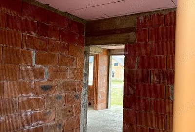 Casă cu 3 camere în Marginea - 6