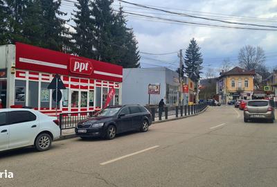 Spațiu comercial, de 92 mp, în Central - 6