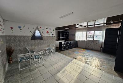 Spațiu comercial, de 50 mp, în Central - 5