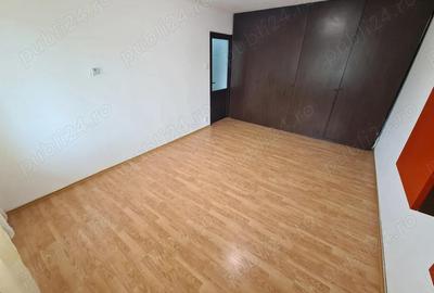 Ap 2 cam in Campina, 58 mp, et 3-- 59.000e - 7