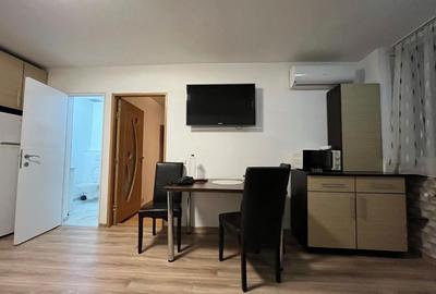 Apartament cu 2 camere nedecomandat în Central