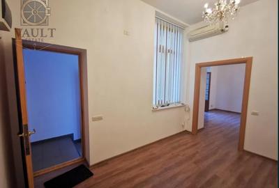 Apartament tip studio - zona Universitate / Kilomentrul 0 - 4