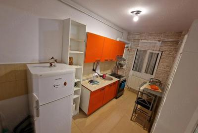 Garsonieră decomandată în Roșu - 3